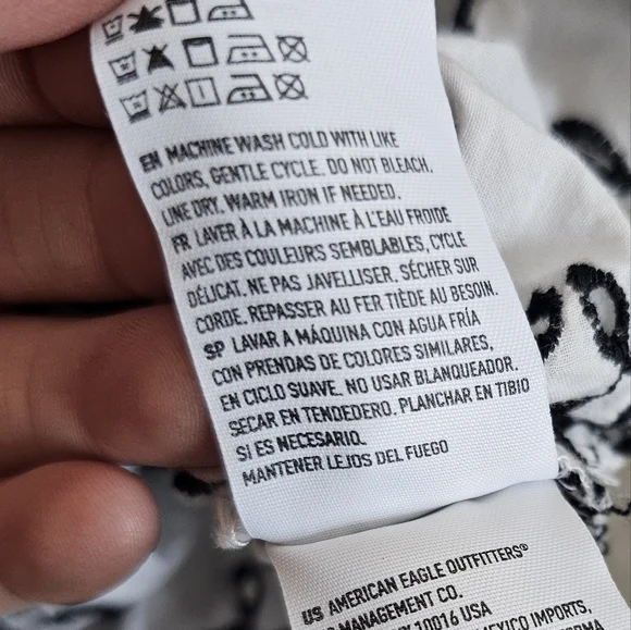 AEO Cropped Embroidered OTS Cropped Top, S - Picture 8 of 8